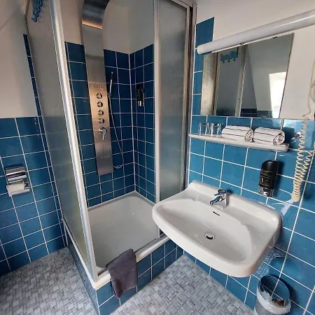 Zur Fischerklause 3*