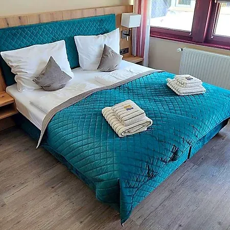 Zur Fischerklause 3*