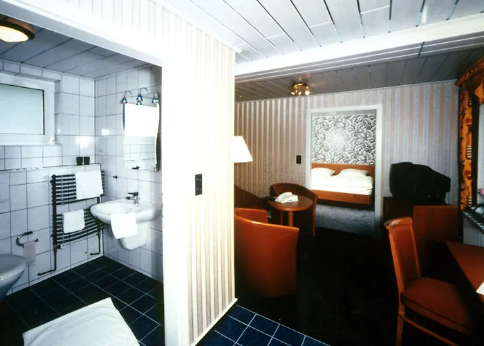 Hotel Zur Fischerklause 3*